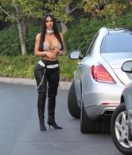 Access_Kardashian_012.jpg
