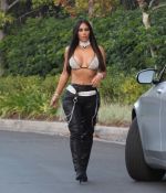 Access_Kardashian_04.jpg