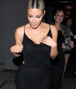 Access_Kardashian_04.jpg