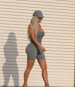 Access_Kardashian_03.jpg