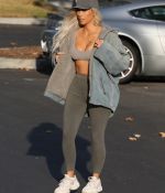 Access_Kardashian_06.jpg