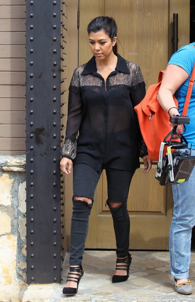 Access_Kardashian_002.jpg