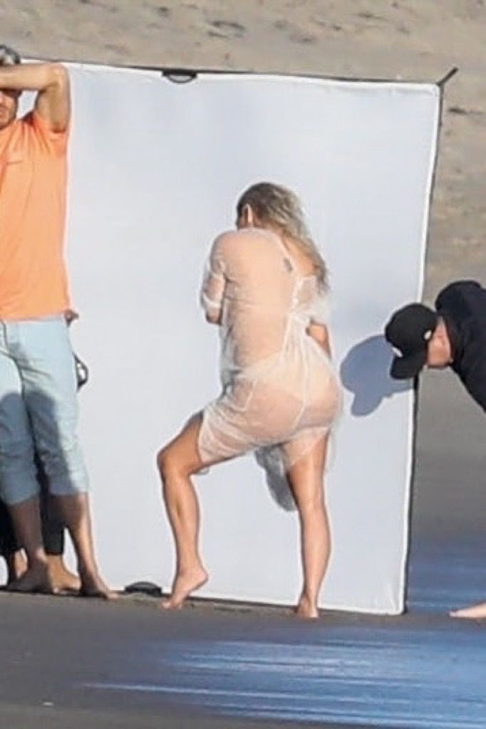 Access_Kardashian_05.jpg