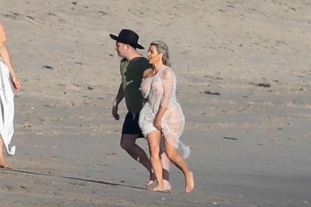 Access_Kardashian_06.jpg
