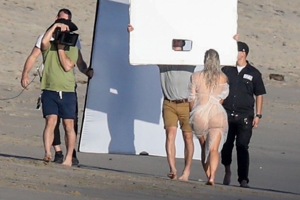 Access_Kardashian_09.jpg