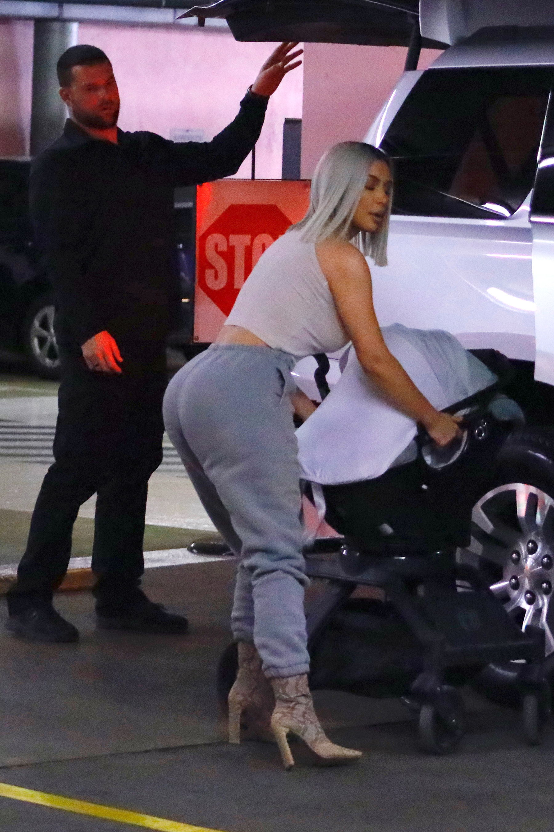 Access_Kardashian_01.jpg
