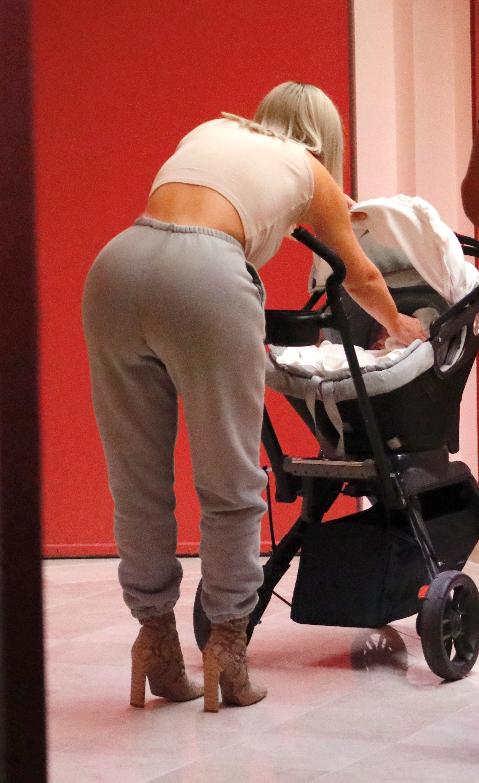 Access_Kardashian_06.jpg