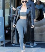 Access_Kardashian_09.jpg