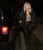 Access_Kardashian_04.jpg