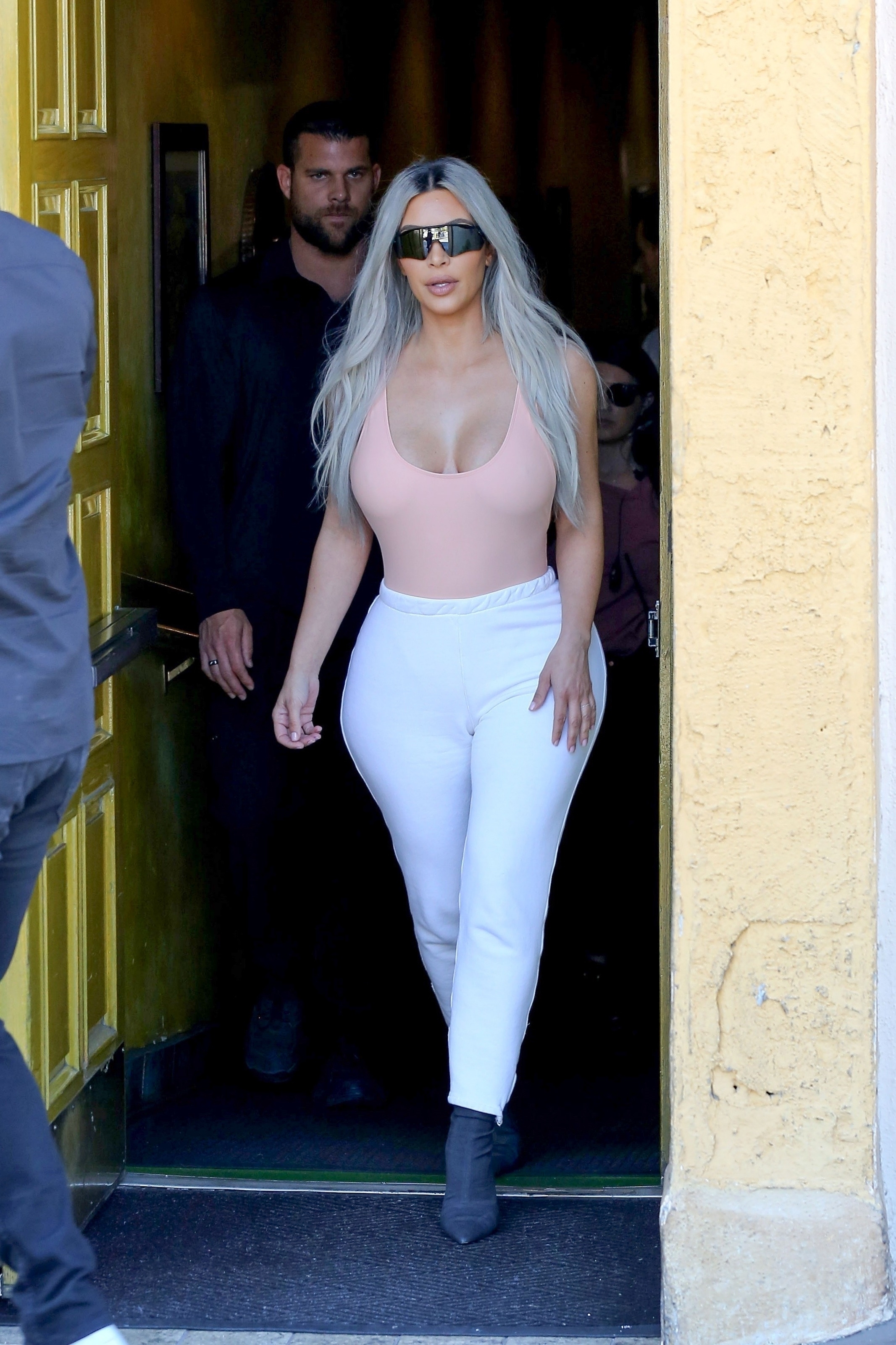 Access_Kardashian_04.jpg