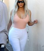 Access_Kardashian_019.jpg
