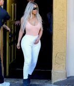 Access_Kardashian_09.jpg