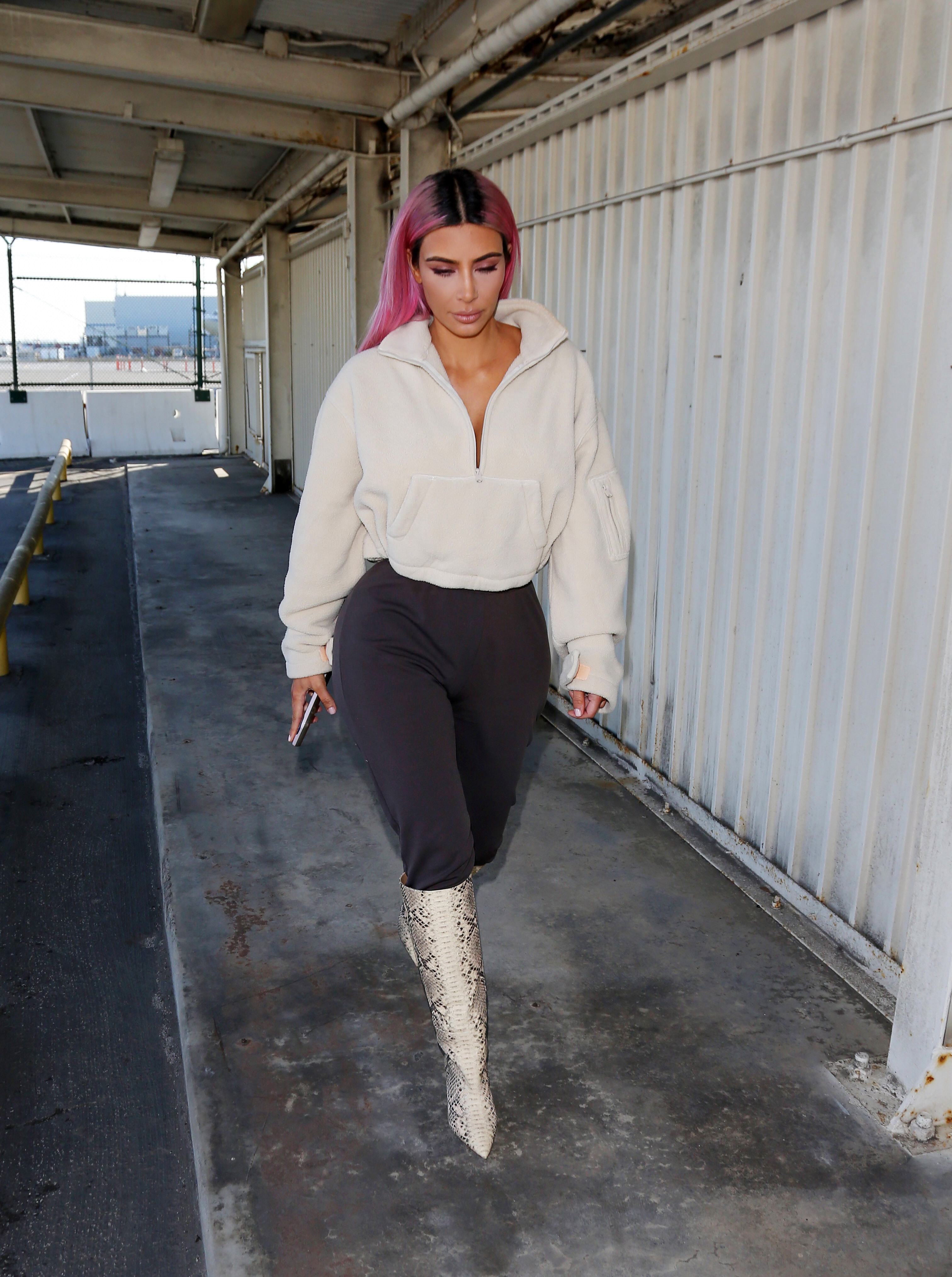 Access_Kardashian_08.jpg