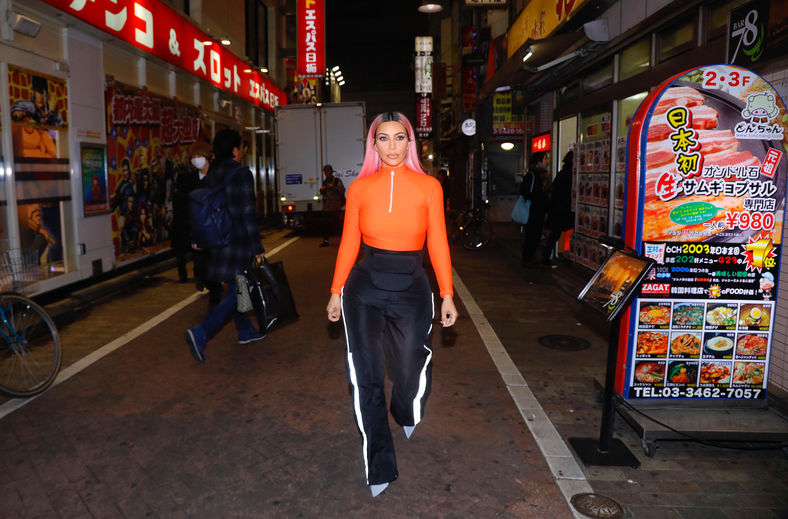 Access_Kardashian_04.jpg