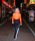 Access_Kardashian_03.jpg