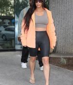 Access_Kardashian_05.jpg