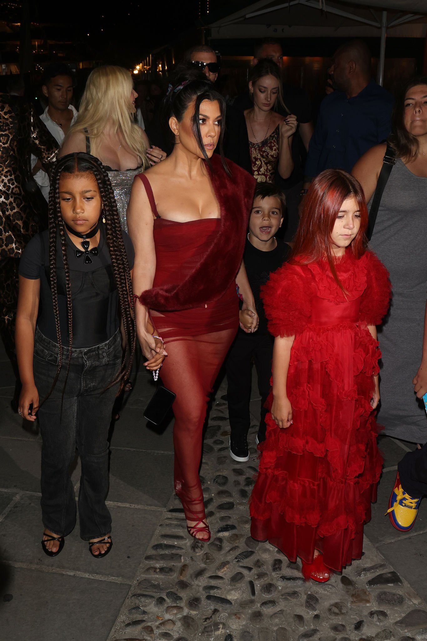 Access_Kardashian_004.jpg