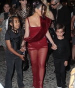 Access_Kardashian_015.jpg