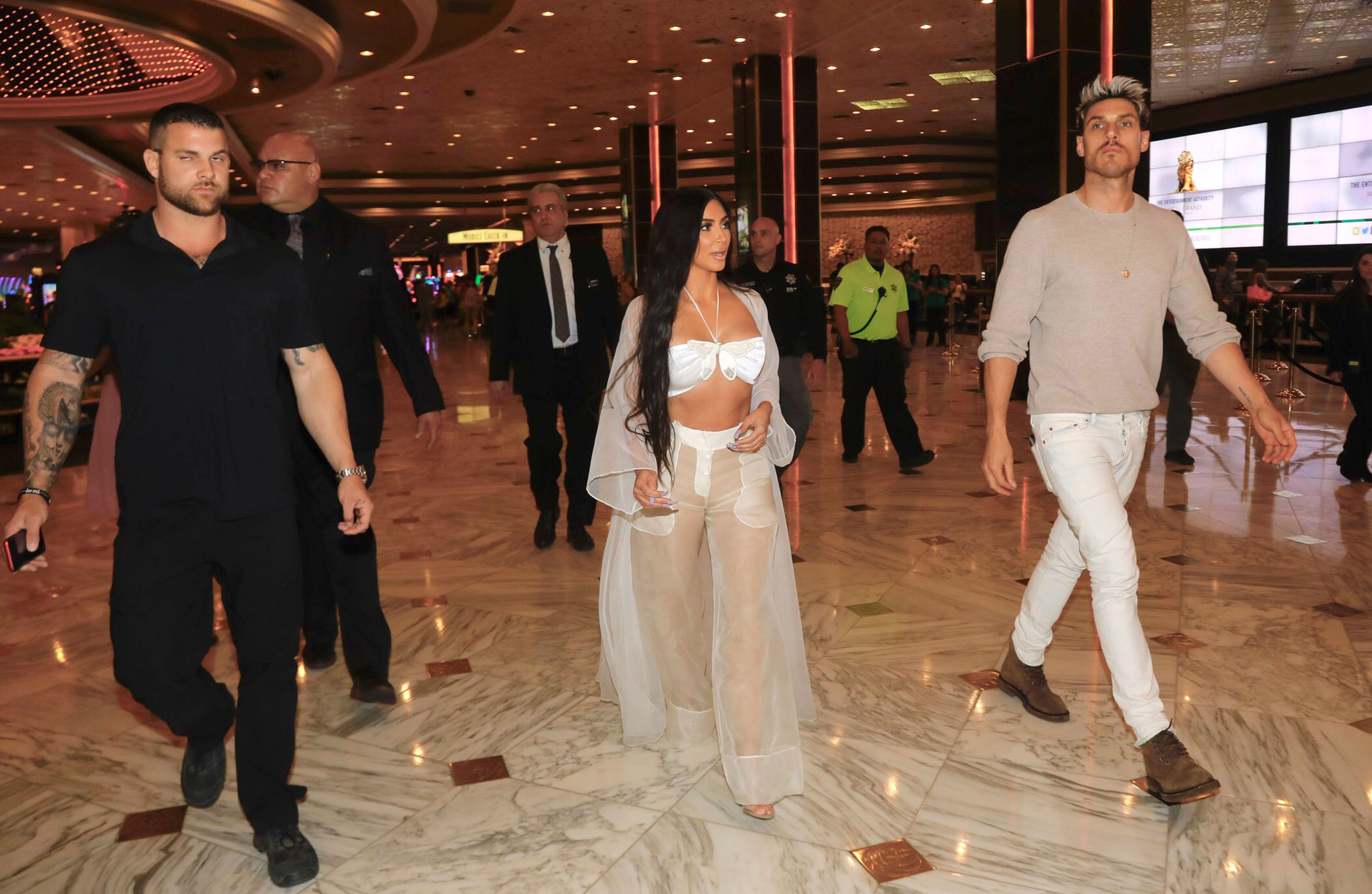Access_Kardashian_017.jpg