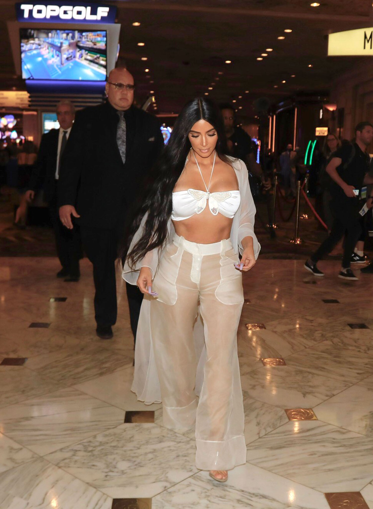 Access_Kardashian_08.jpg