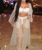 Access_Kardashian_010.jpg