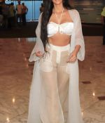 Access_Kardashian_02.jpg