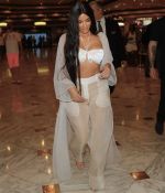 Access_Kardashian_05.jpg