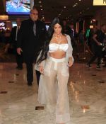 Access_Kardashian_08.jpg
