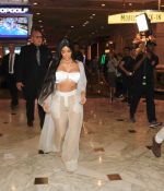 Access_Kardashian_09.jpg