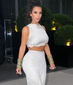 Access_Kardashian_01.jpg