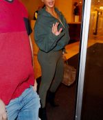 Access_Kardashian_011.jpg