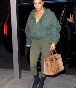 Access_Kardashian_05.jpg