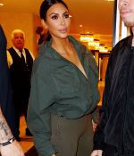 Access_Kardashian_09.jpg