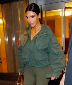 Access_Kardashian_02.jpg
