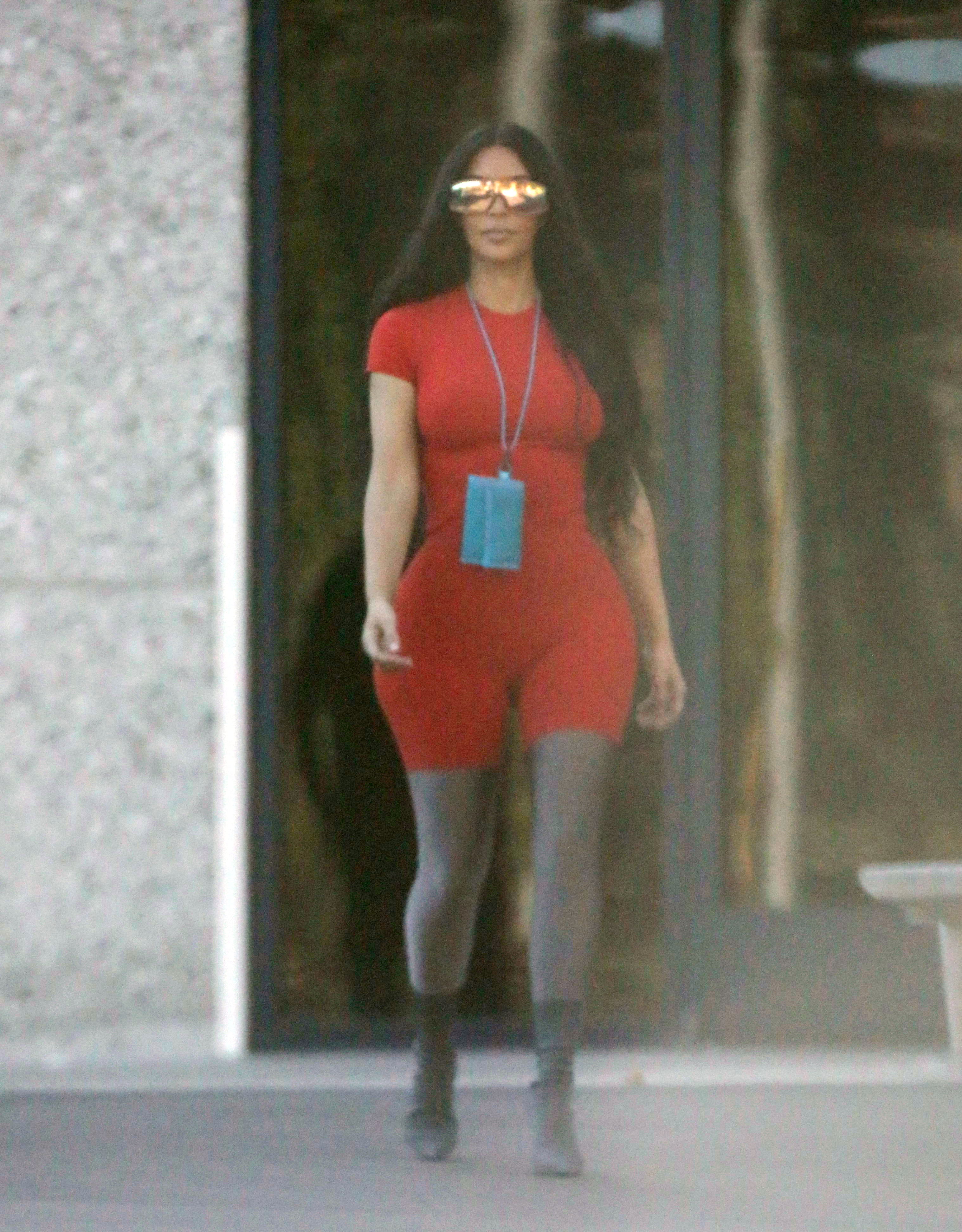 Access_Kardashian_05.jpg