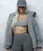 Access_Kardashian_05.jpg