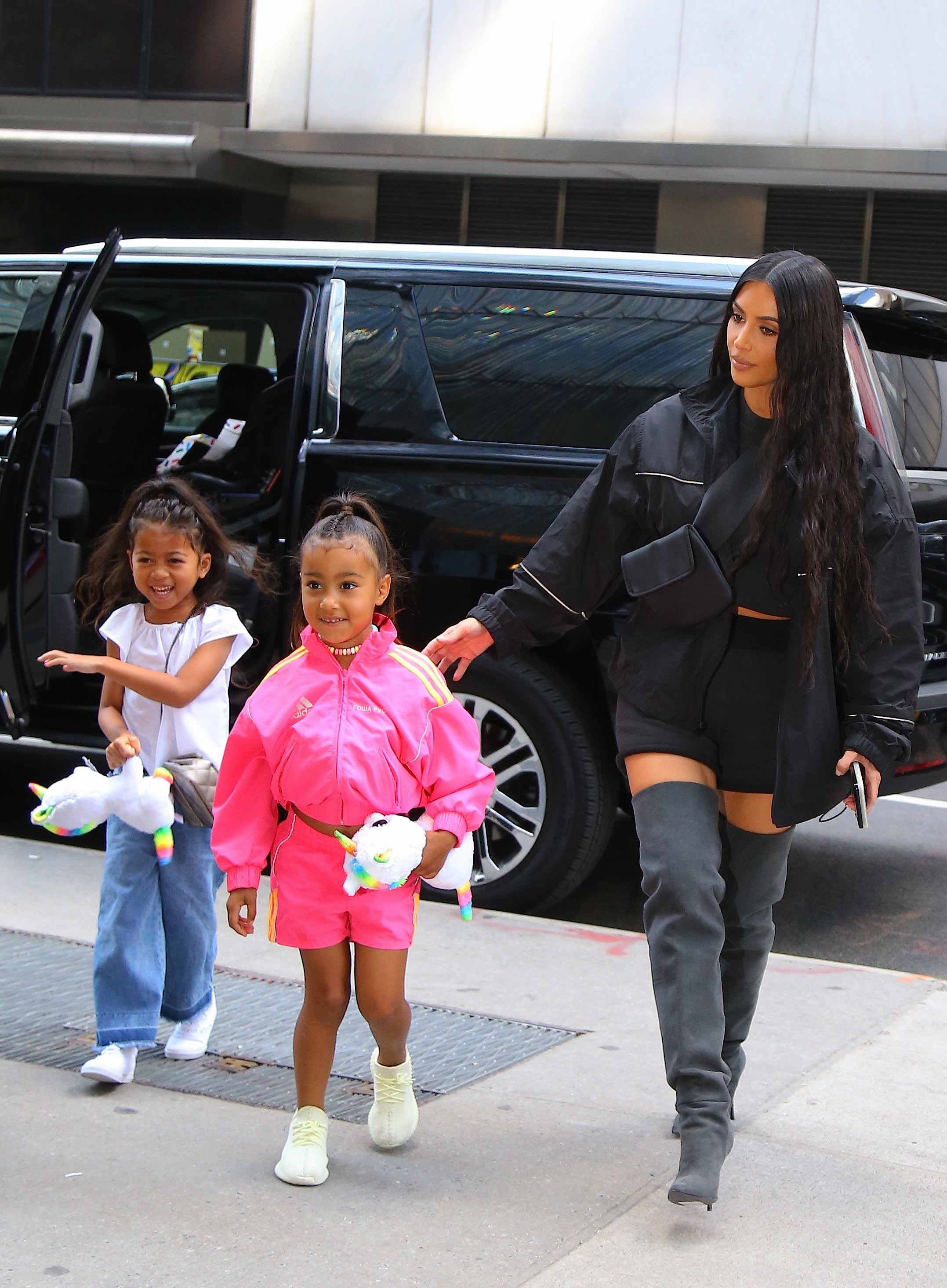 Access_Kardashian_07.jpg