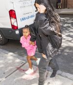 Access_Kardashian_07.jpg