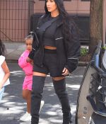 Access_Kardashian_08.jpg