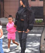 Access_Kardashian_09.jpg