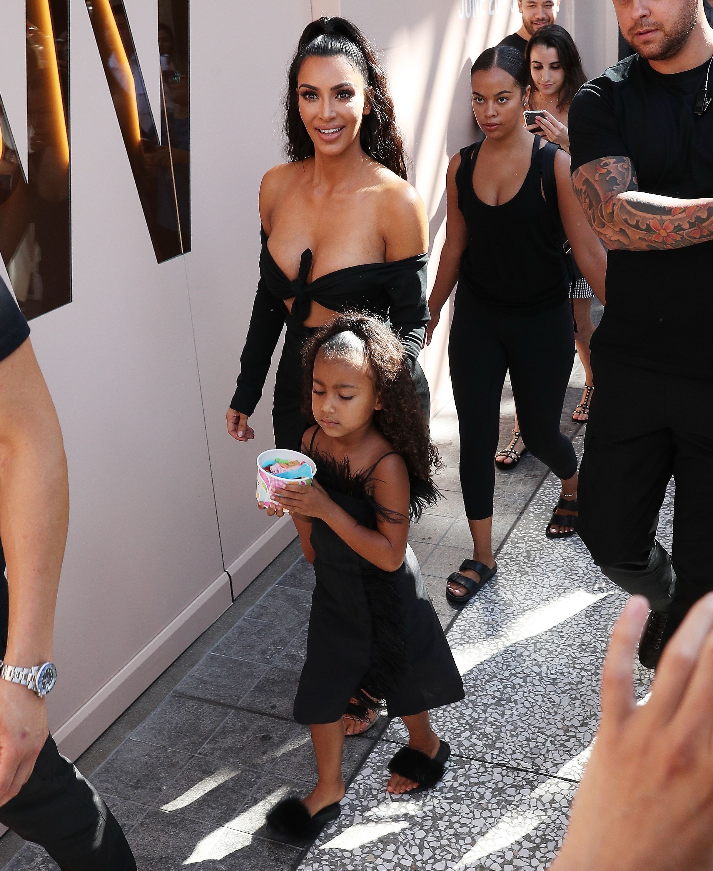 Access_Kardashian_015.jpg