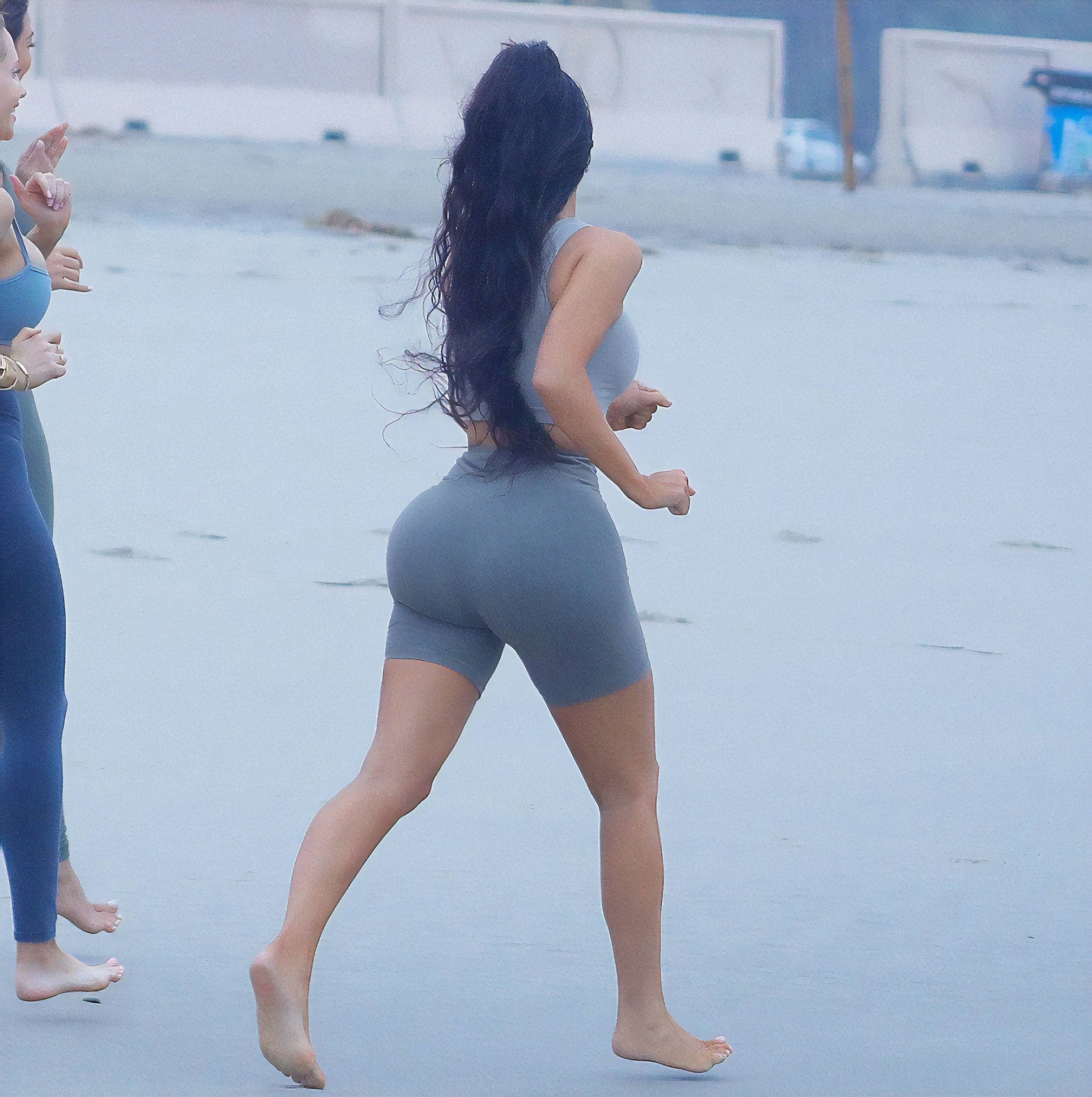 Access_Kardashian_04.jpg