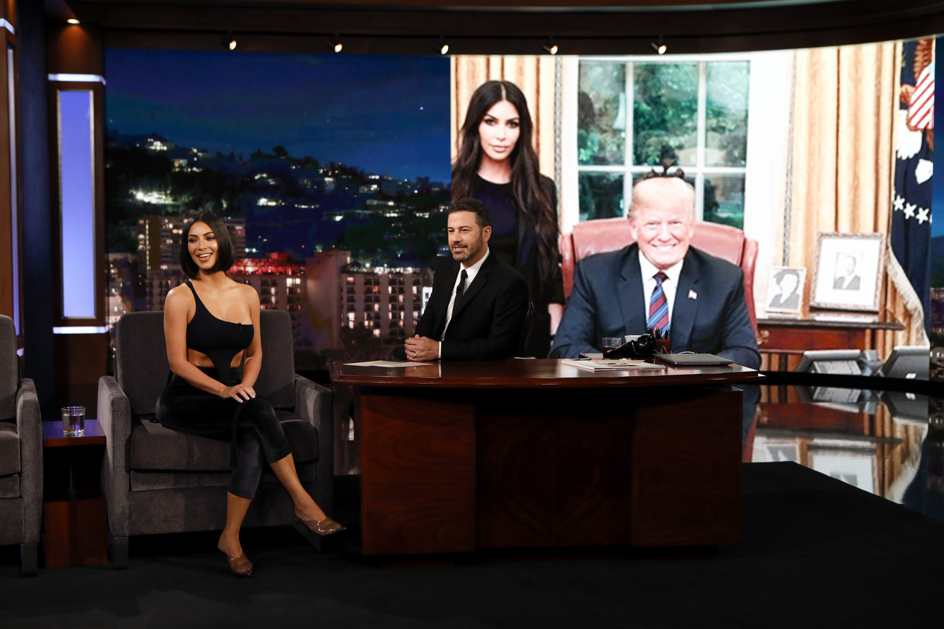 Access_Kardashian_05.jpg