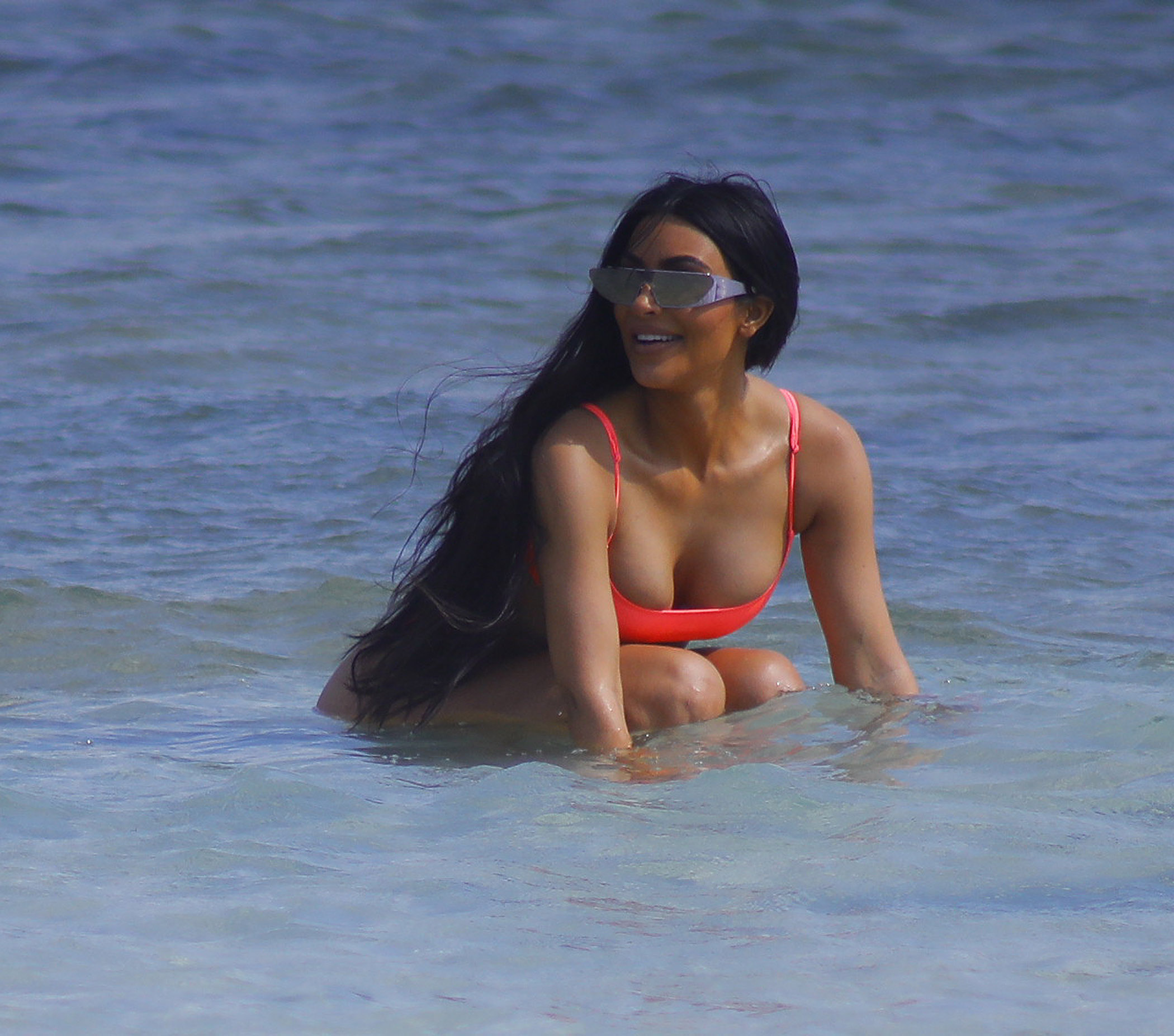 Access_Kardashian_04.jpg