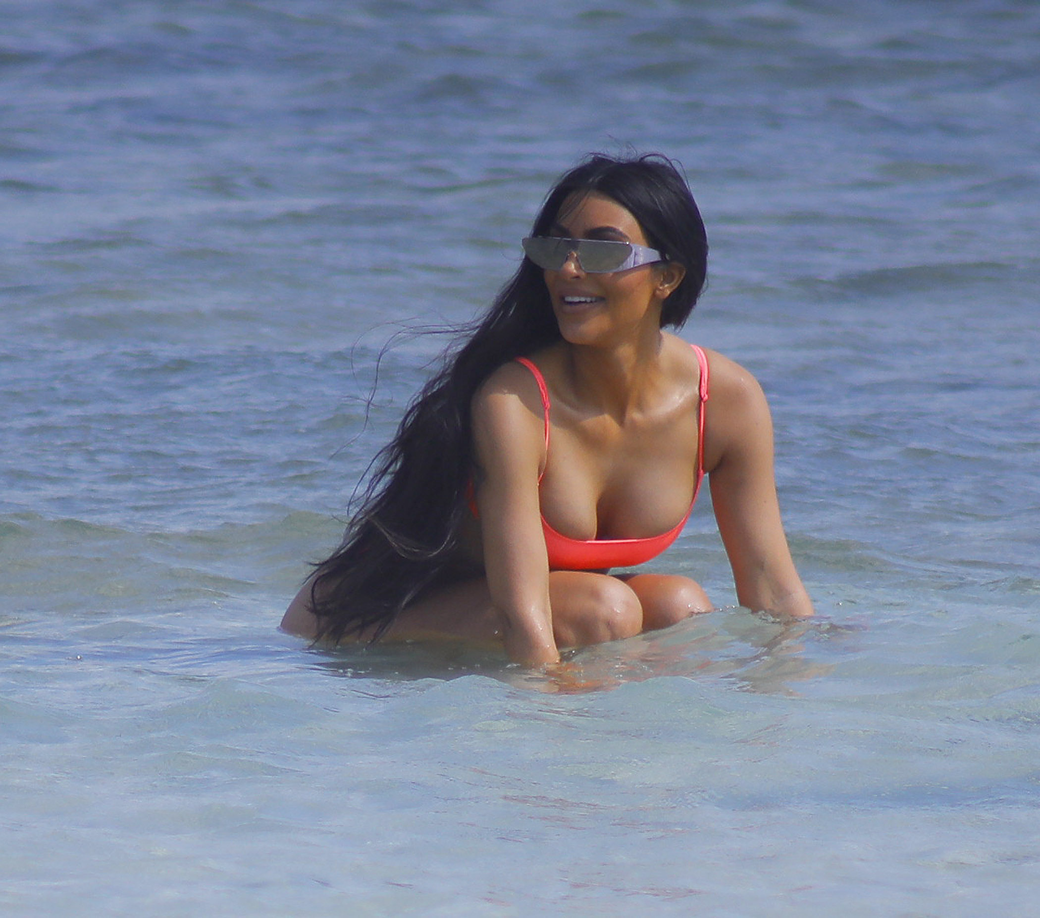 Access_Kardashian_05.jpg