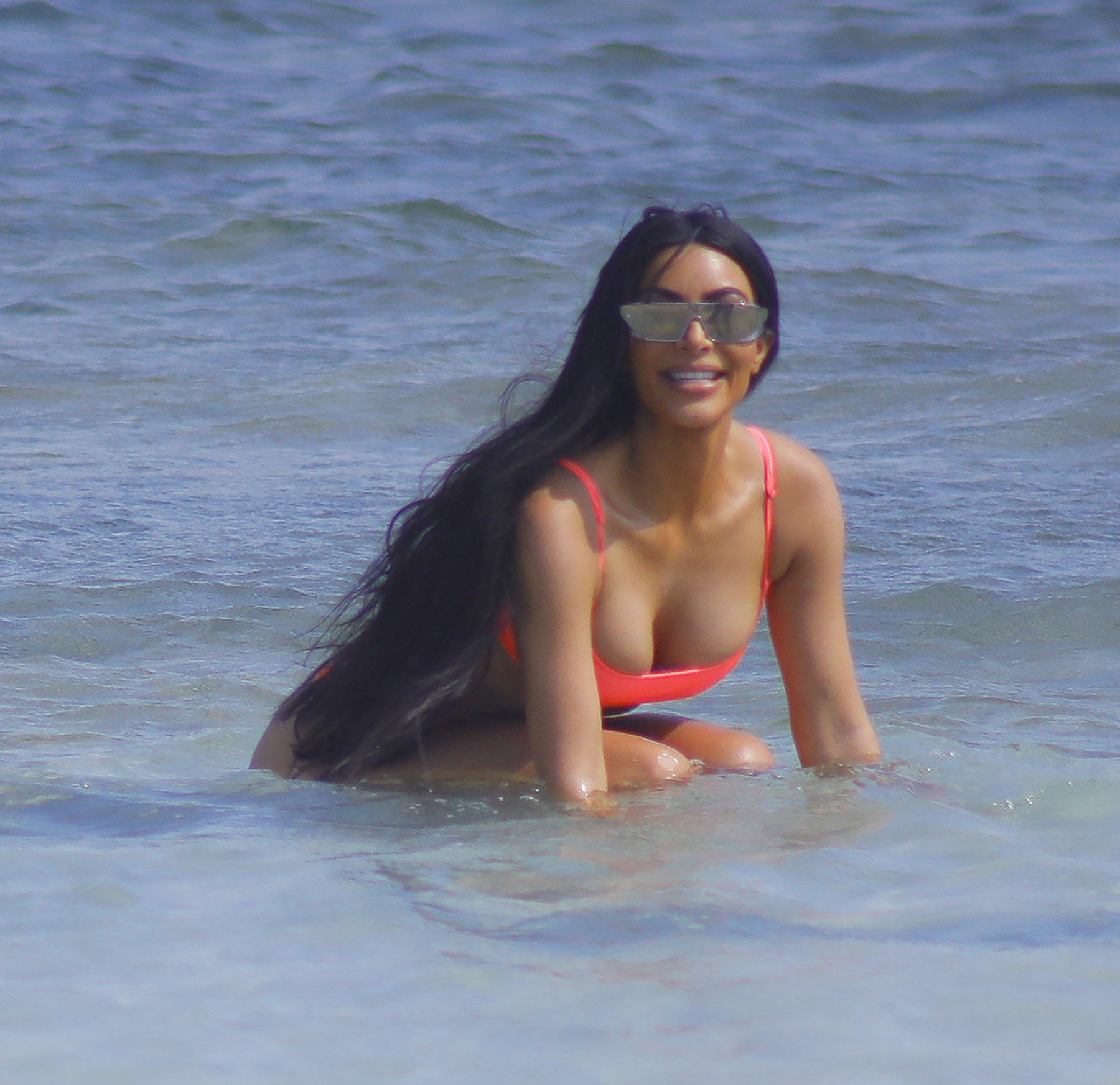 Access_Kardashian_06.jpg