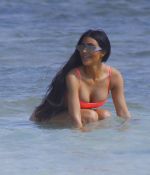 Access_Kardashian_05.jpg