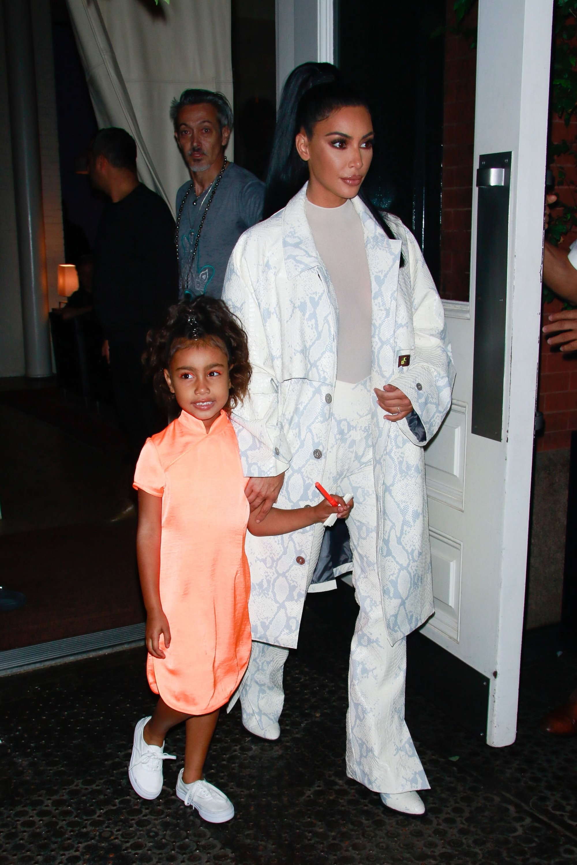 Access_Kardashian_012.jpg