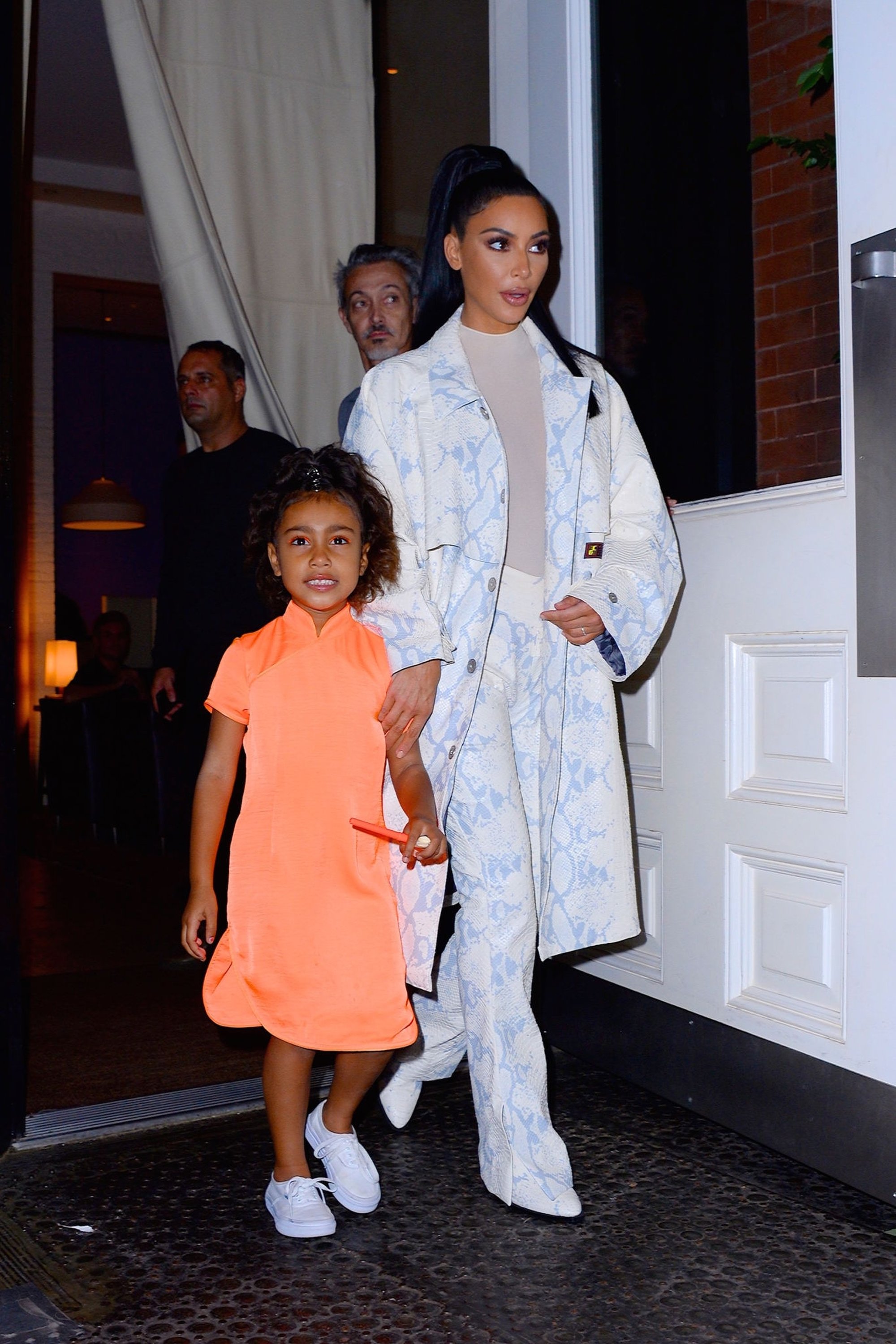 Access_Kardashian_07.jpg