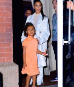 Access_Kardashian_01.jpg